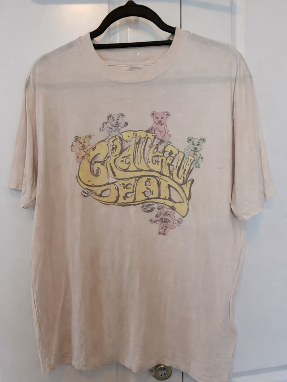Abercrombie & Fitch White Tee with Pastel Dancing Bears Graphic